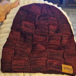 Senker Fashion Red Knit‎ Beanie,  Slouchie, NWOT. ONE SIZE. Faux Fur Lined.